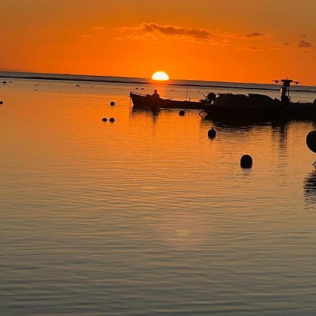 Villa Etang Sale Les Bains Avec Piscine Privee 外观 照片