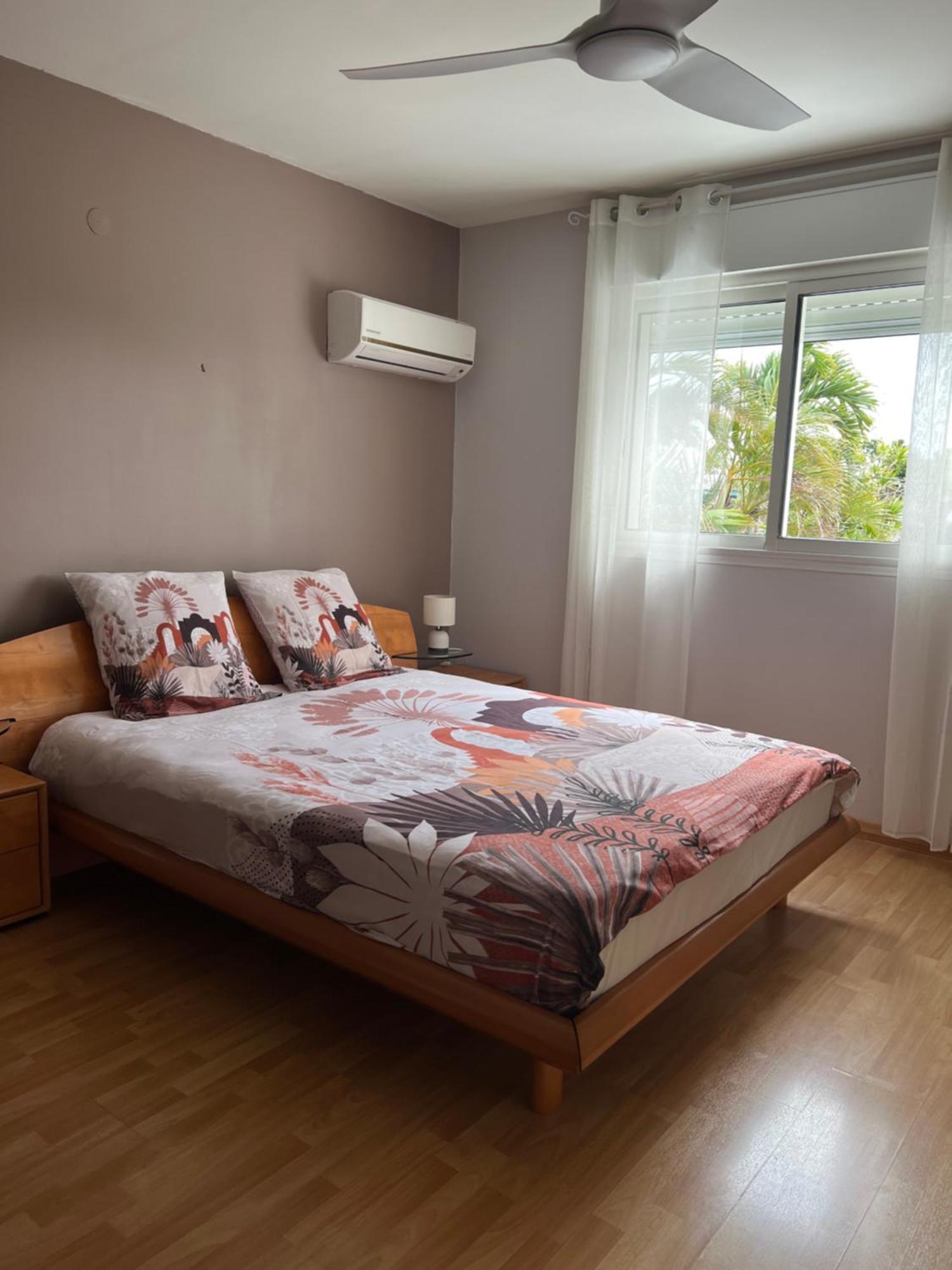 Villa Etang Sale Les Bains Avec Piscine Privee 外观 照片